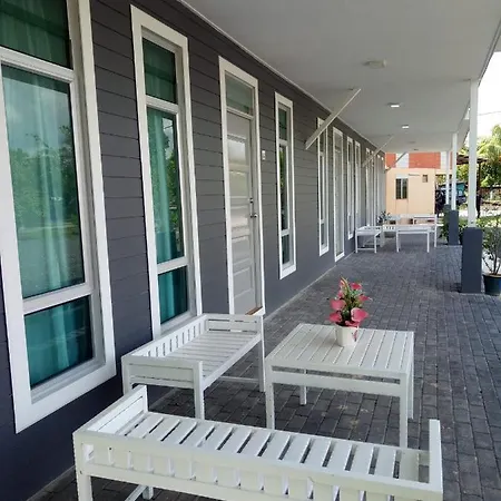 22 Idaman Homestay Bukit Kayu Hitam Exterior photo