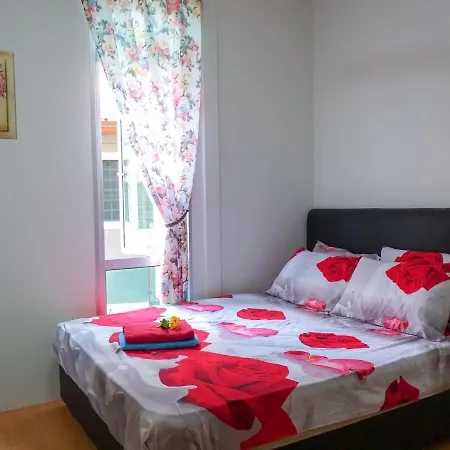22 Idaman Homestay Bukit Kayu Hitam Exterior photo